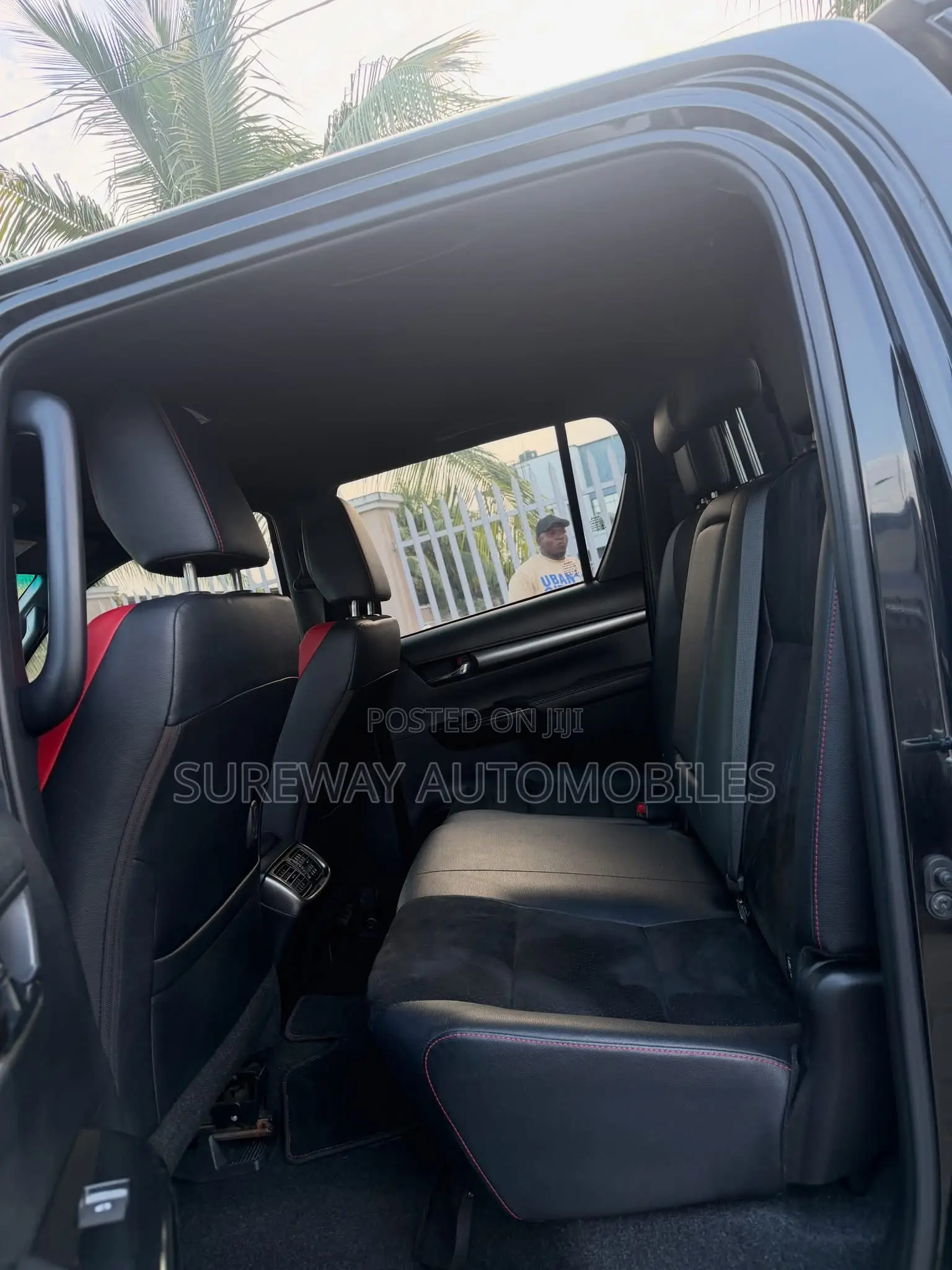 Toyota Hilux 2023 Black