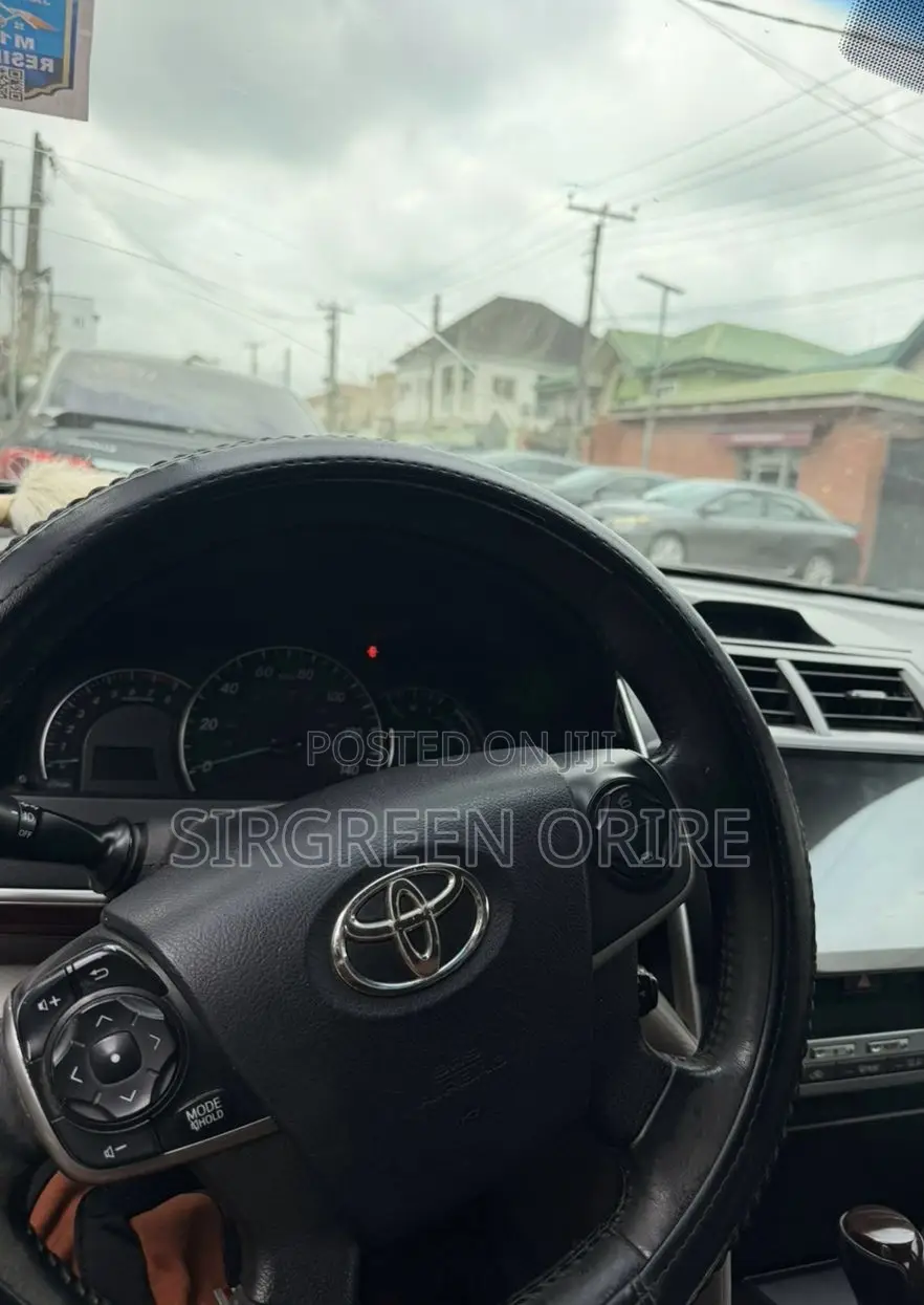 Toyota Camry 2014 Gray