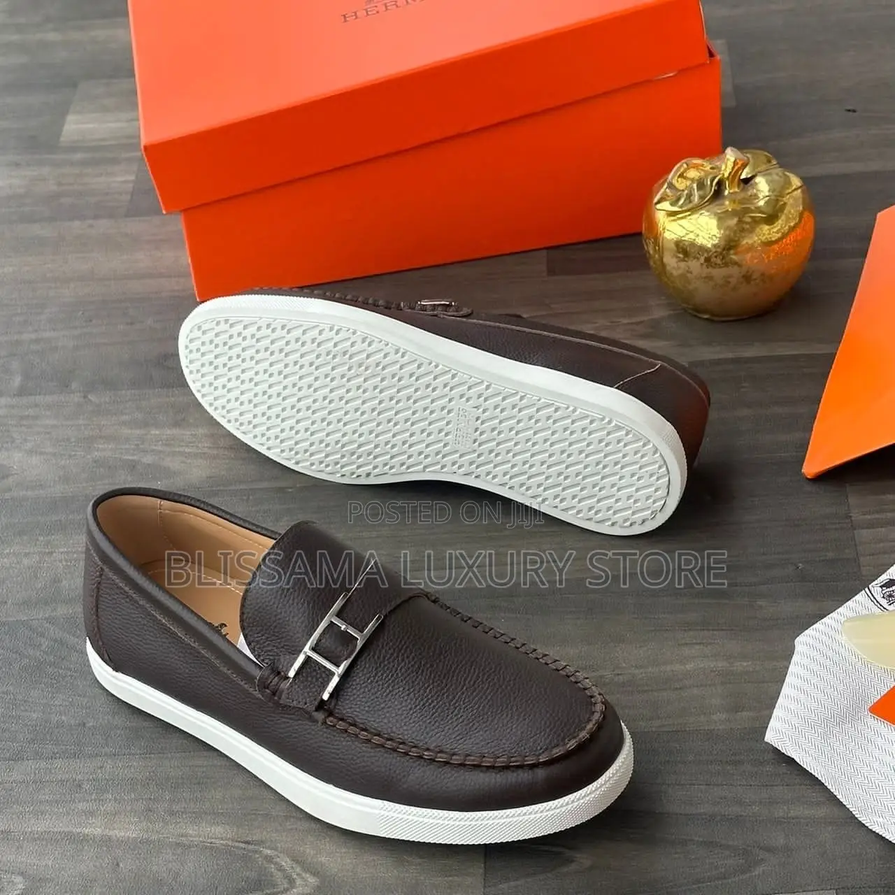 Hermes Classic Men Luxury Shoes – Elegant, Durable & Comfortable