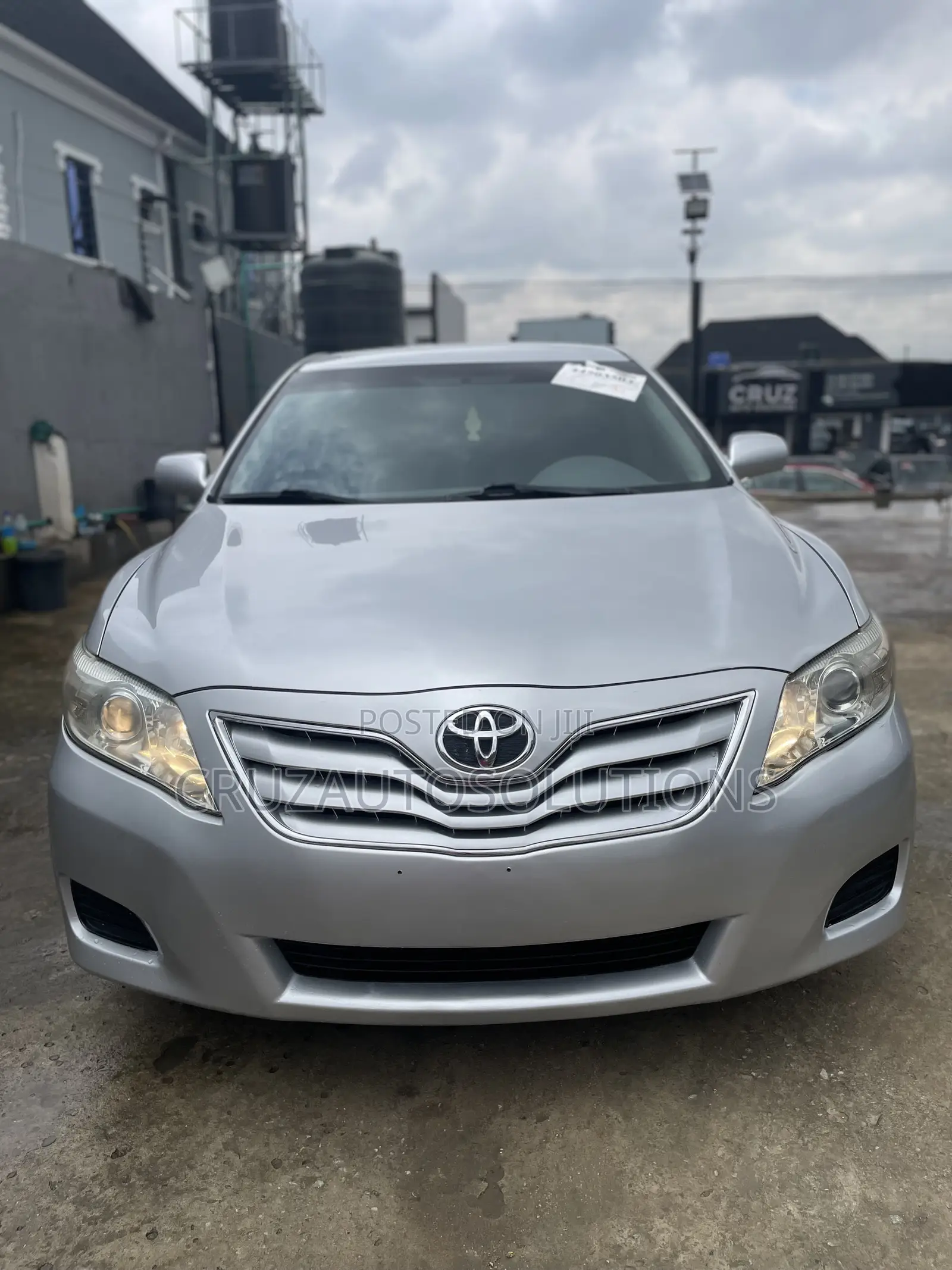 Toyota Camry 2011 Silver