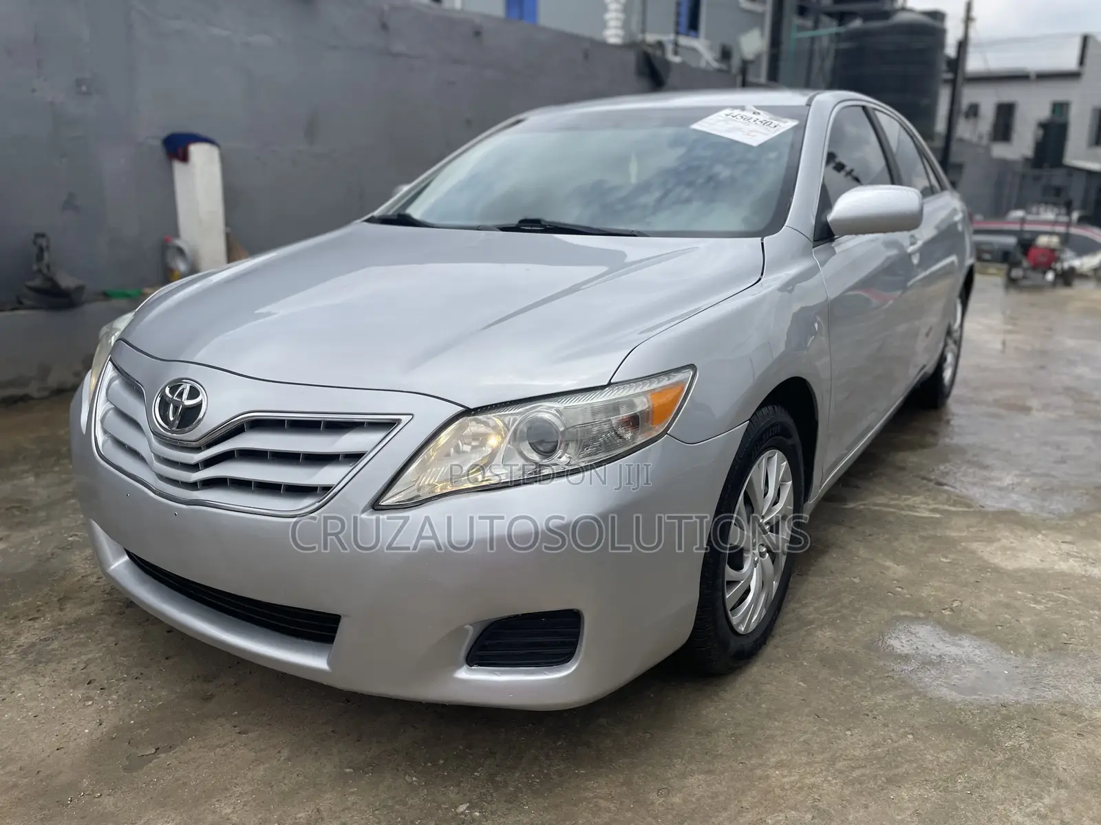 Toyota Camry 2011 Silver