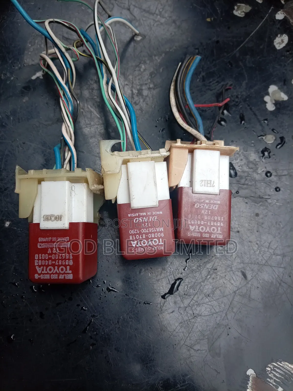 Toyota/Denso 12V 5-Pin Automotive Relay With Socket