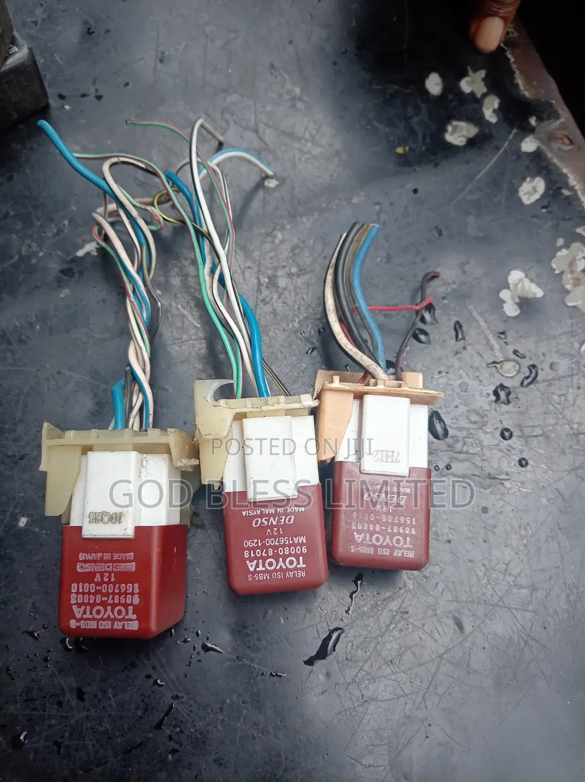 Toyota/Denso 12V 5-Pin Automotive Relay With Socket