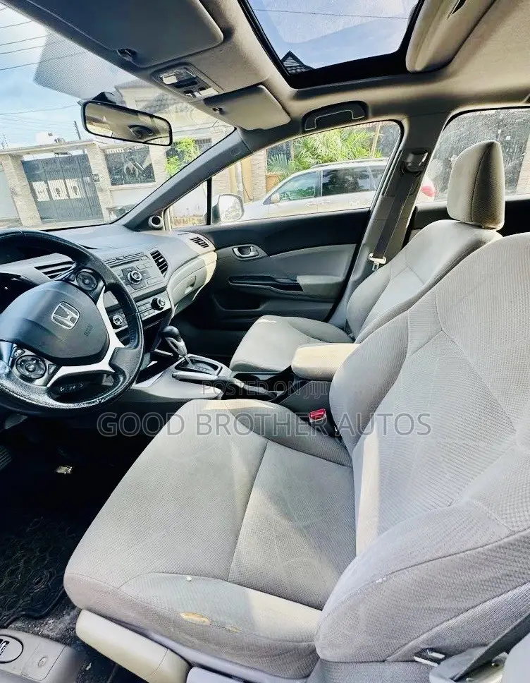Honda Civic 2012 White