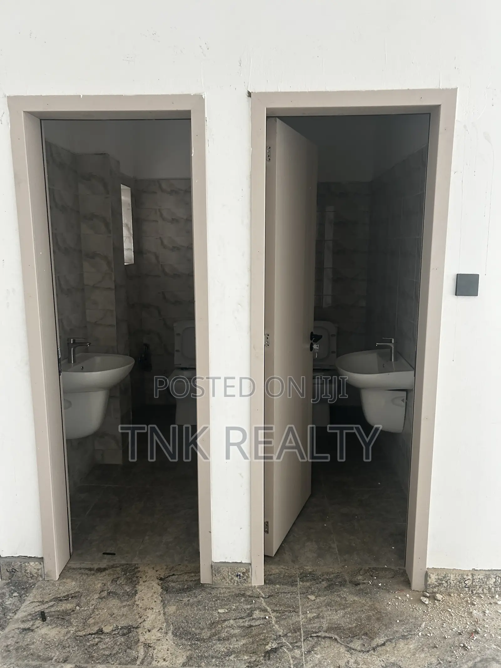 Spacious Office Space/Shop for Rent