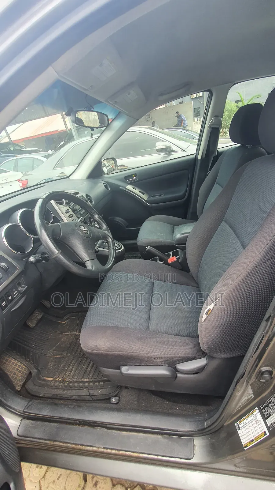 Toyota Matrix XR Hatchback FWD (1.8L 4cyl 4A) 2008 Gray