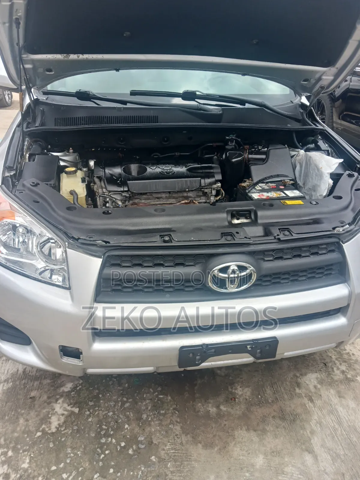 Toyota RAV4 2012 Silver