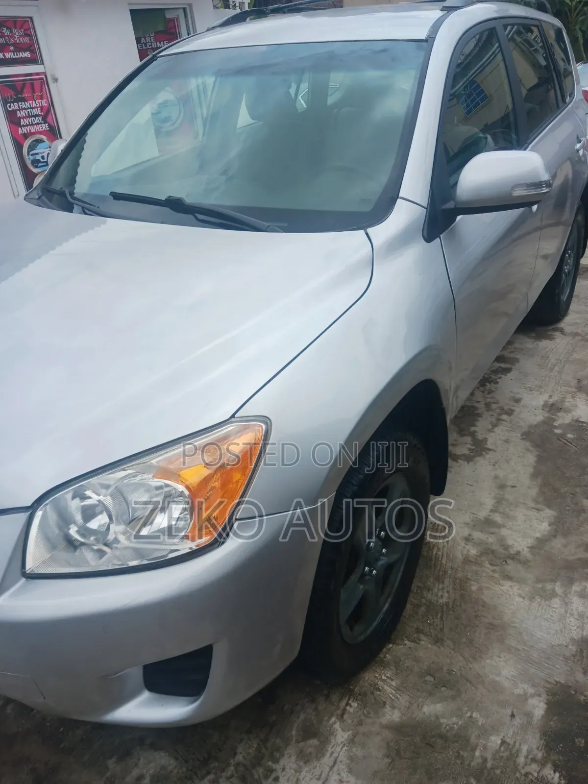 Toyota RAV4 2012 Silver