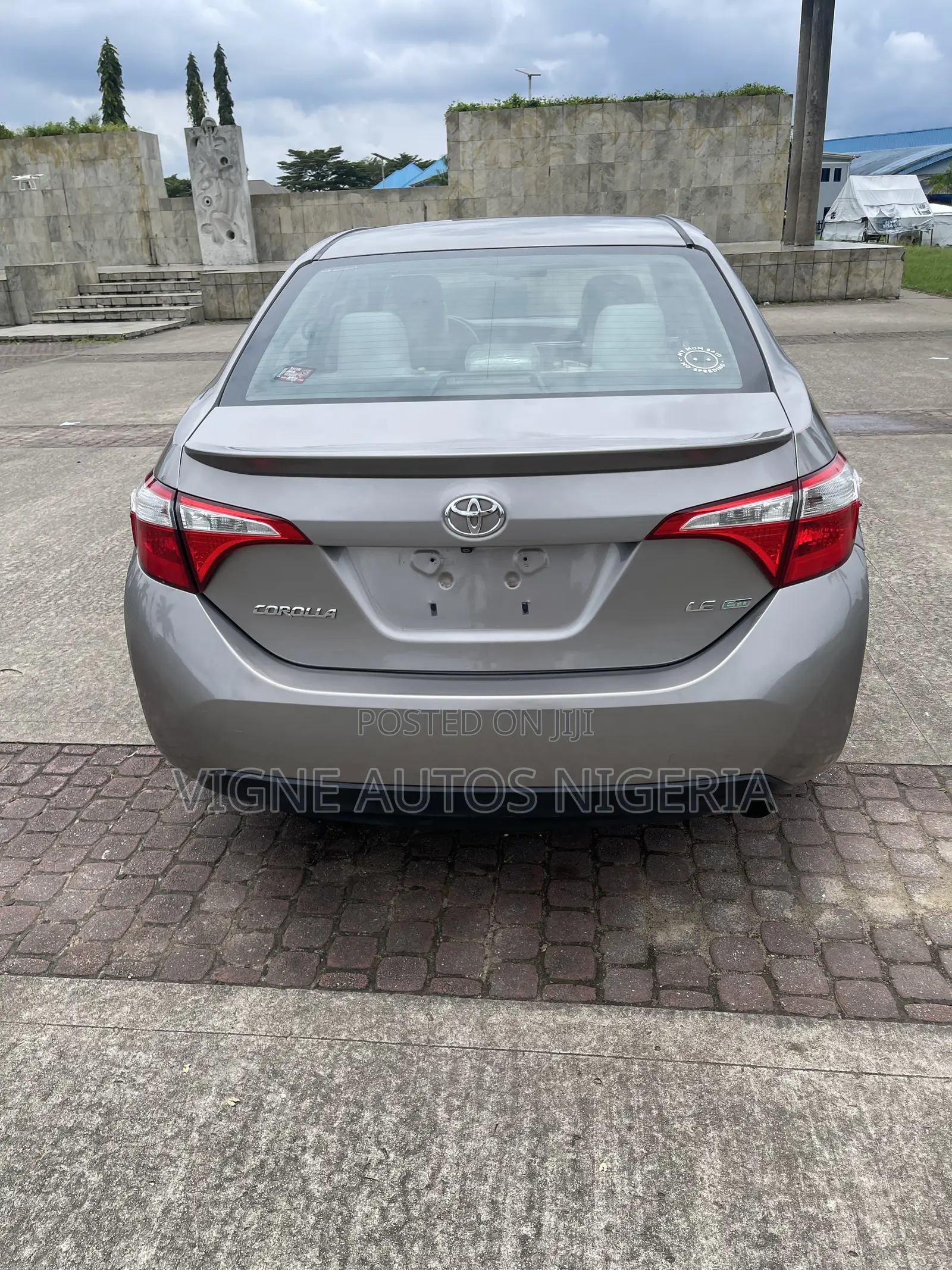 Toyota Corolla LE Eco 4dr Sedan (1.8L 4cyl CVT) 2014 Gray