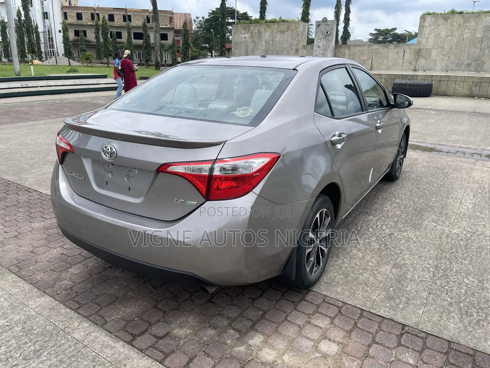 Toyota Corolla LE Eco 4dr Sedan (1.8L 4cyl CVT) 2014 Gray