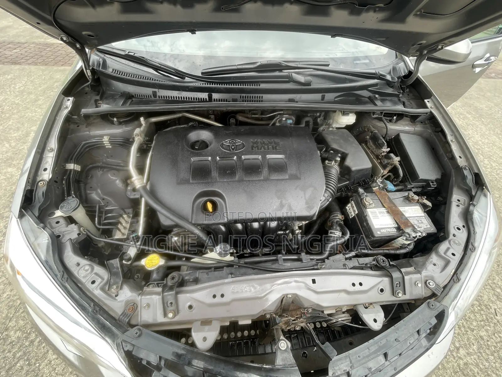 Toyota Corolla LE Eco 4dr Sedan (1.8L 4cyl CVT) 2014 Gray