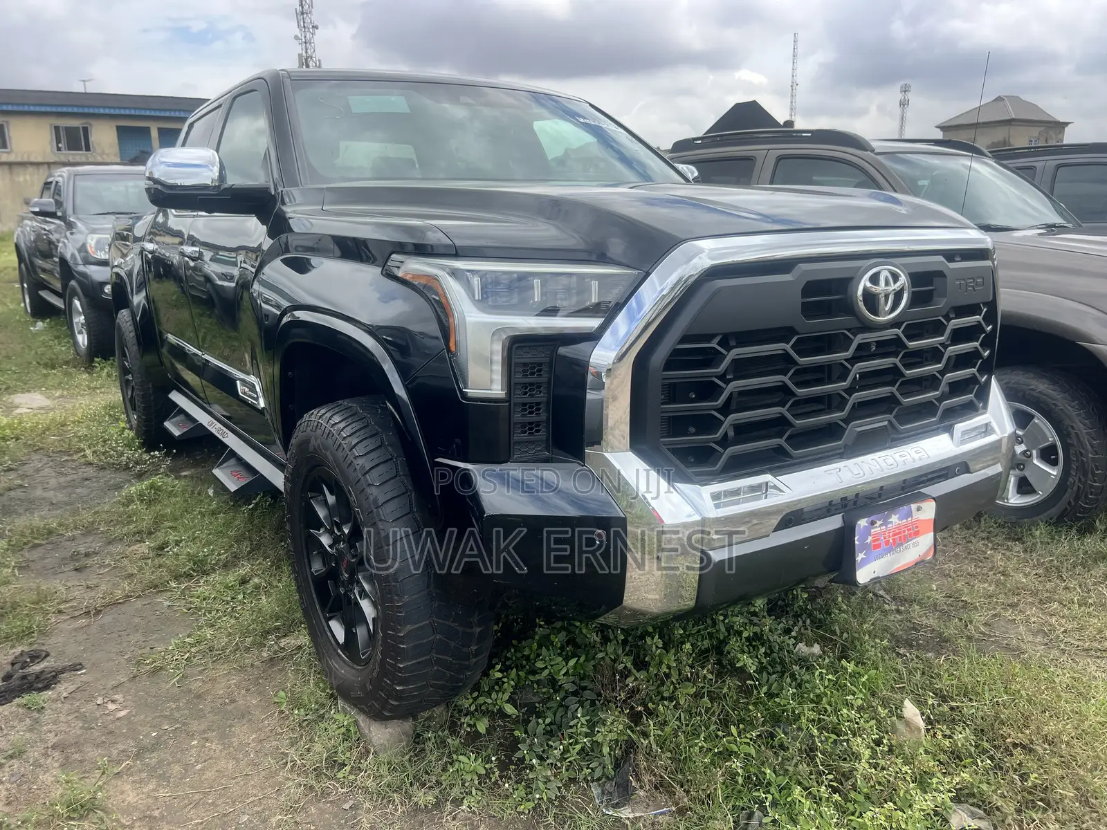 Toyota Tundra Platinum CrewMax 5.5' Bed 2023 Black