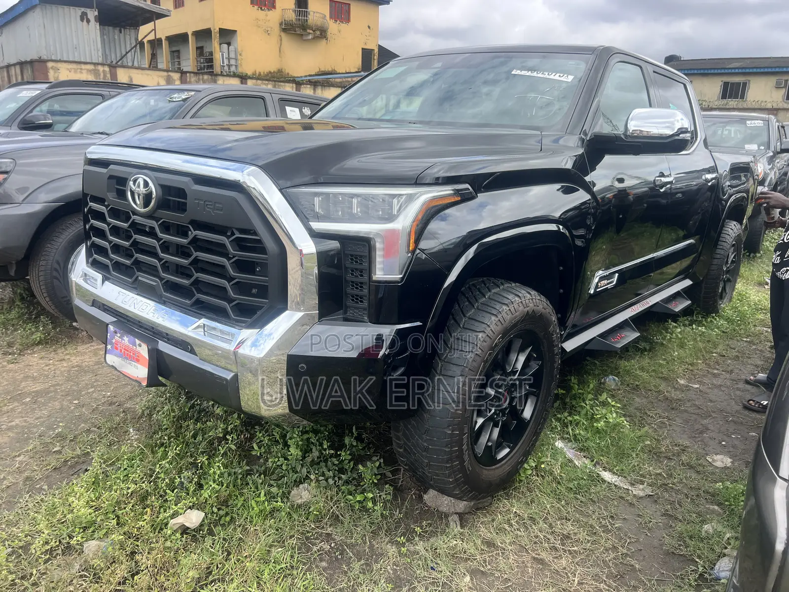 Toyota Tundra Platinum CrewMax 5.5' Bed 2023 Black