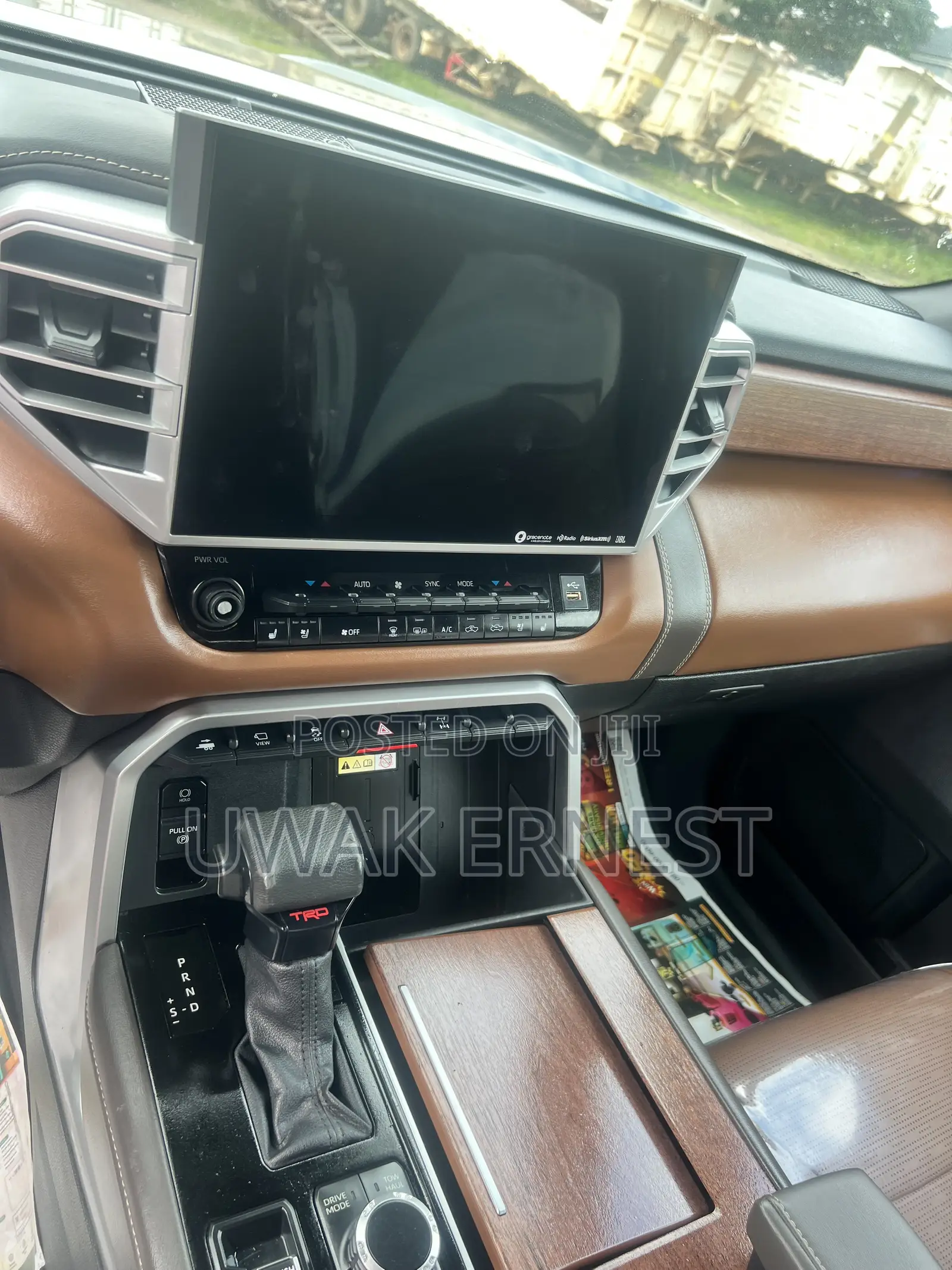 Toyota Tundra Platinum CrewMax 5.5' Bed 2023 Black