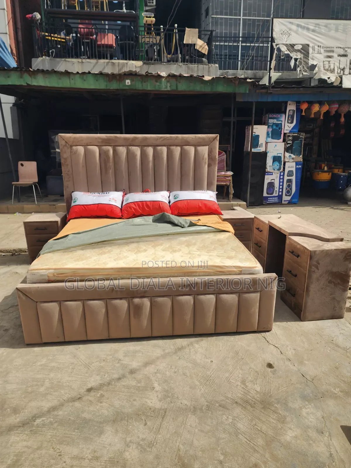 Quality Modern 6by6 Upholstery Bedframe Set