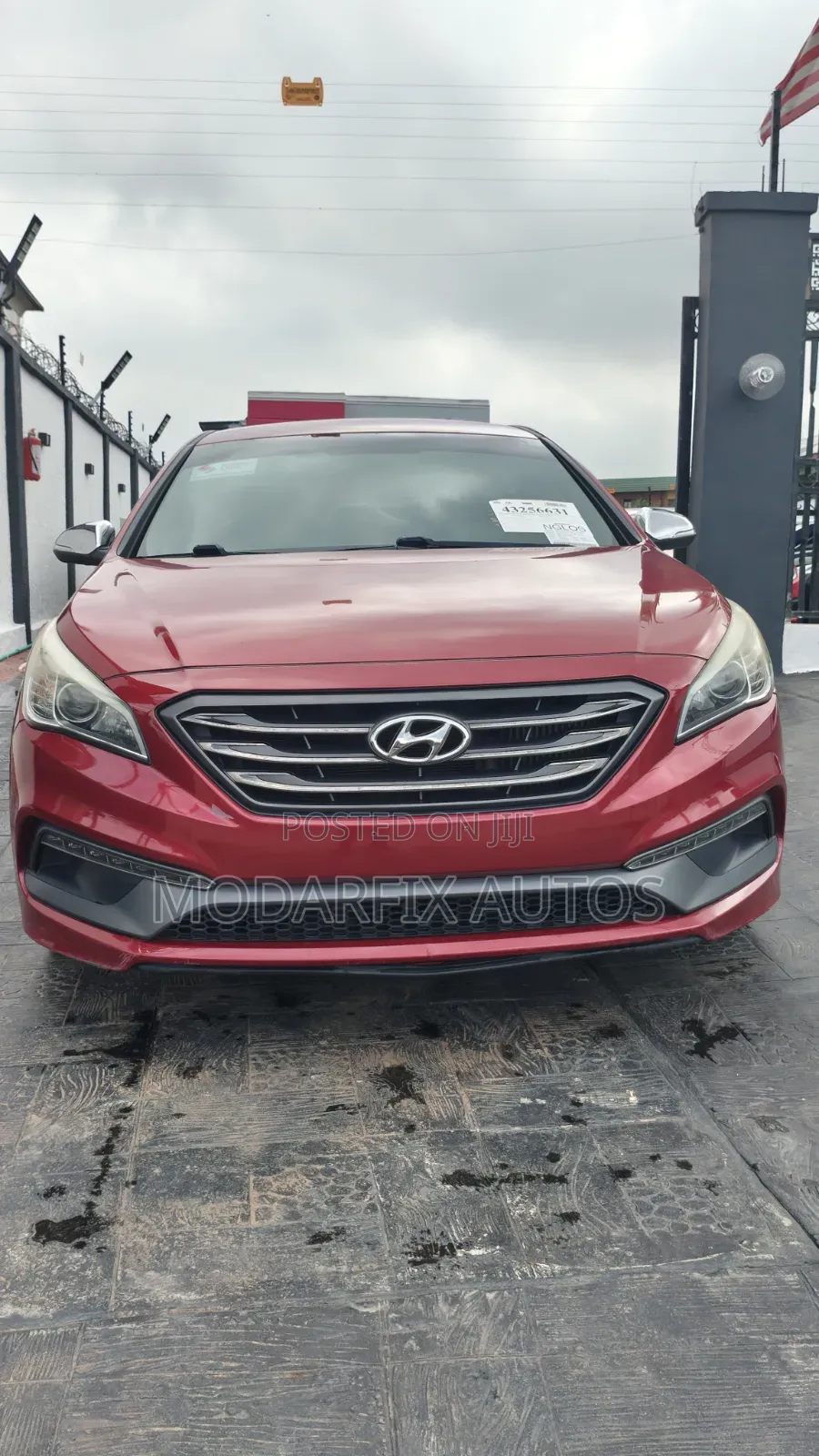 Hyundai Sonata Sport 2.0T Sedan FWD (2.0L 4cyl 6A) 2017 Red