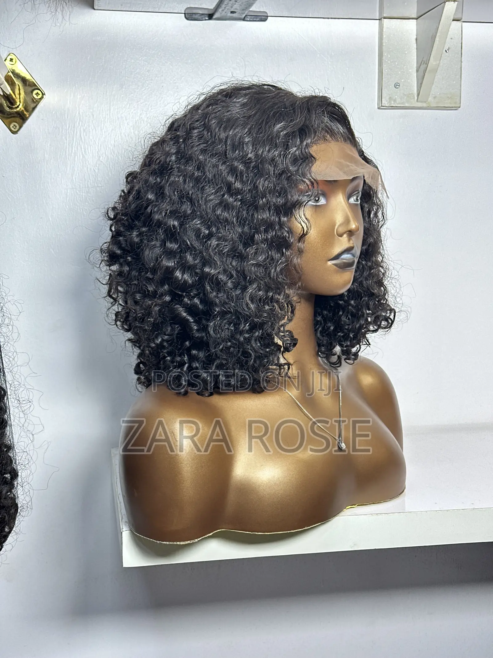 Heathy Wig . 14 Inches 5x5 . Best Lasting Curls .