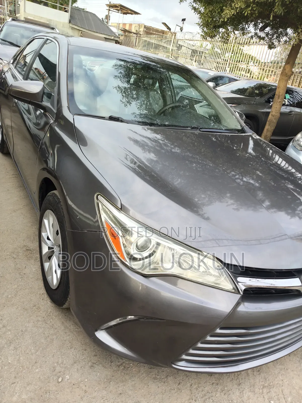 Toyota Camry LE 4dr Sedan (2.5L 4cyl 6A) 2016 Gray