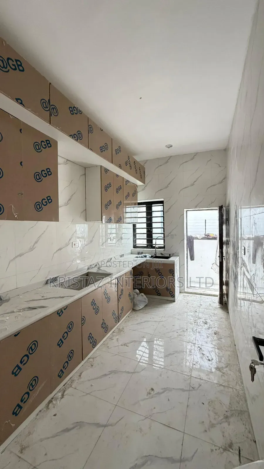 4bdrm Townhouse/Terrace in Ikota for sale