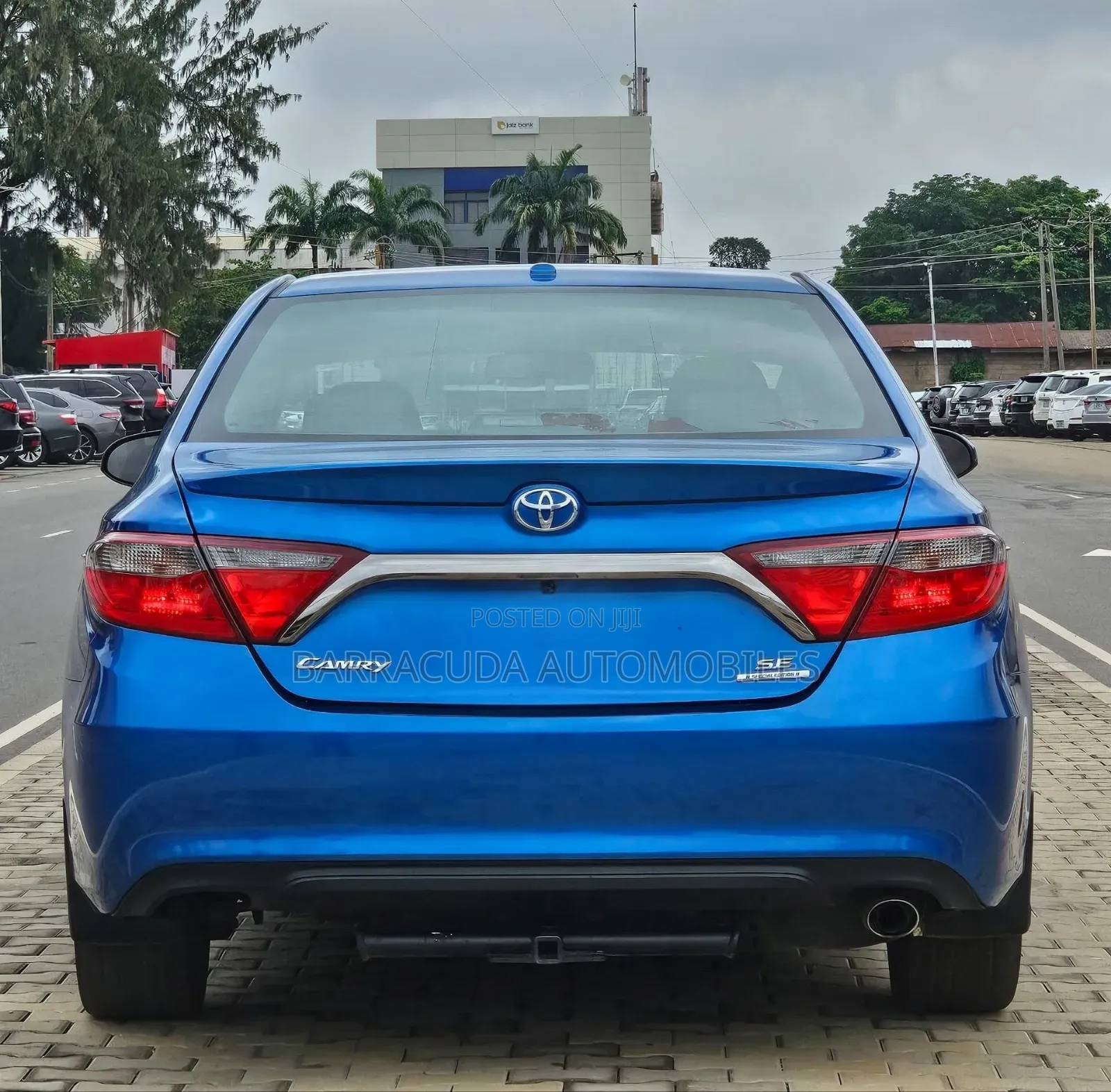 Toyota Camry SE w/Special Edition Pkg (2.5L 4cyl 6A) 2016 Blue