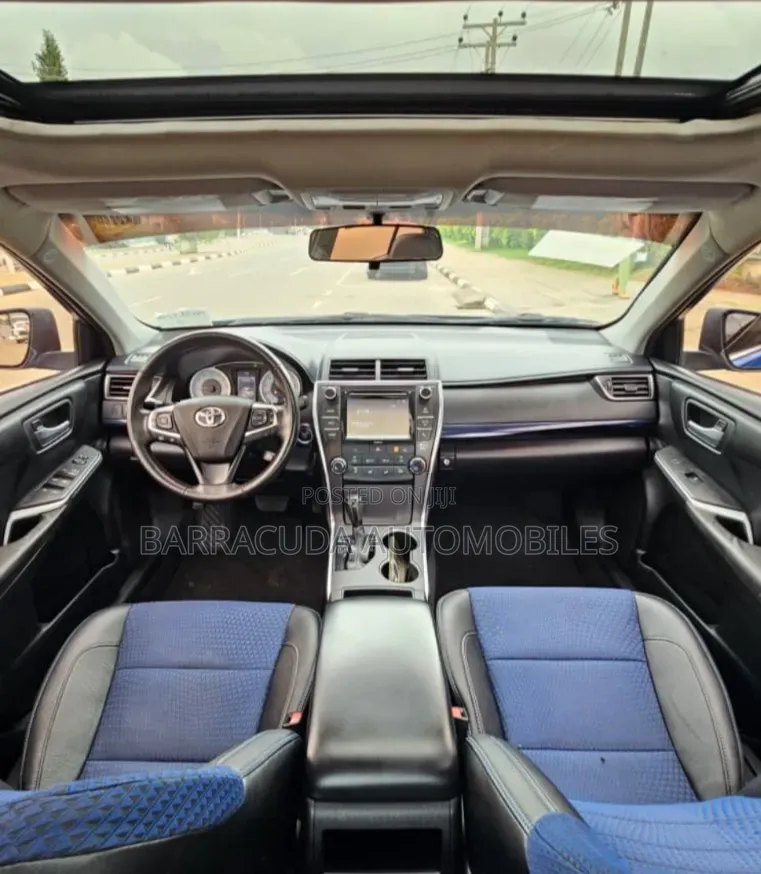 Toyota Camry SE w/Special Edition Pkg (2.5L 4cyl 6A) 2016 Blue