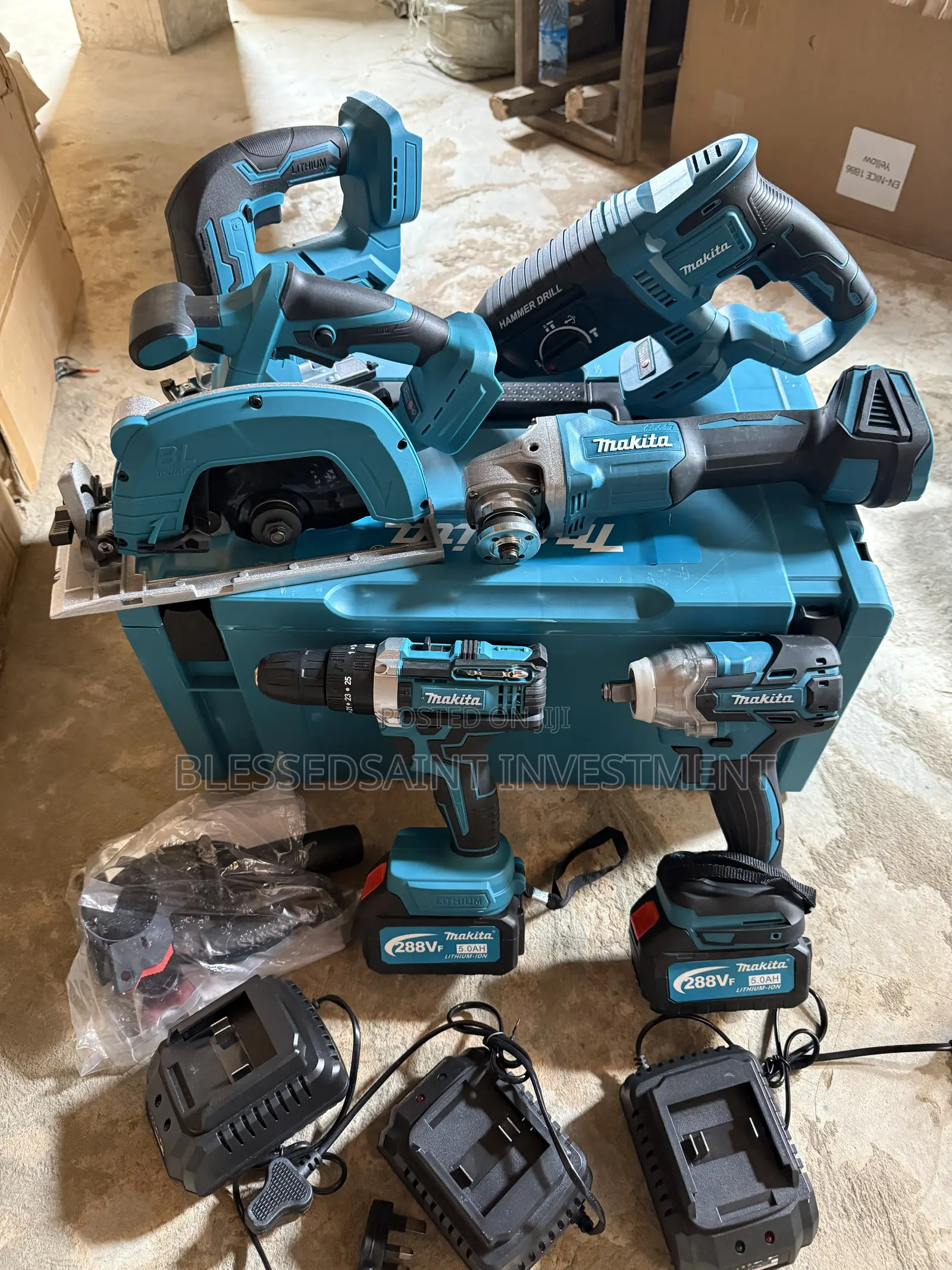 Makita Cordless 6in1 Power Tools Set