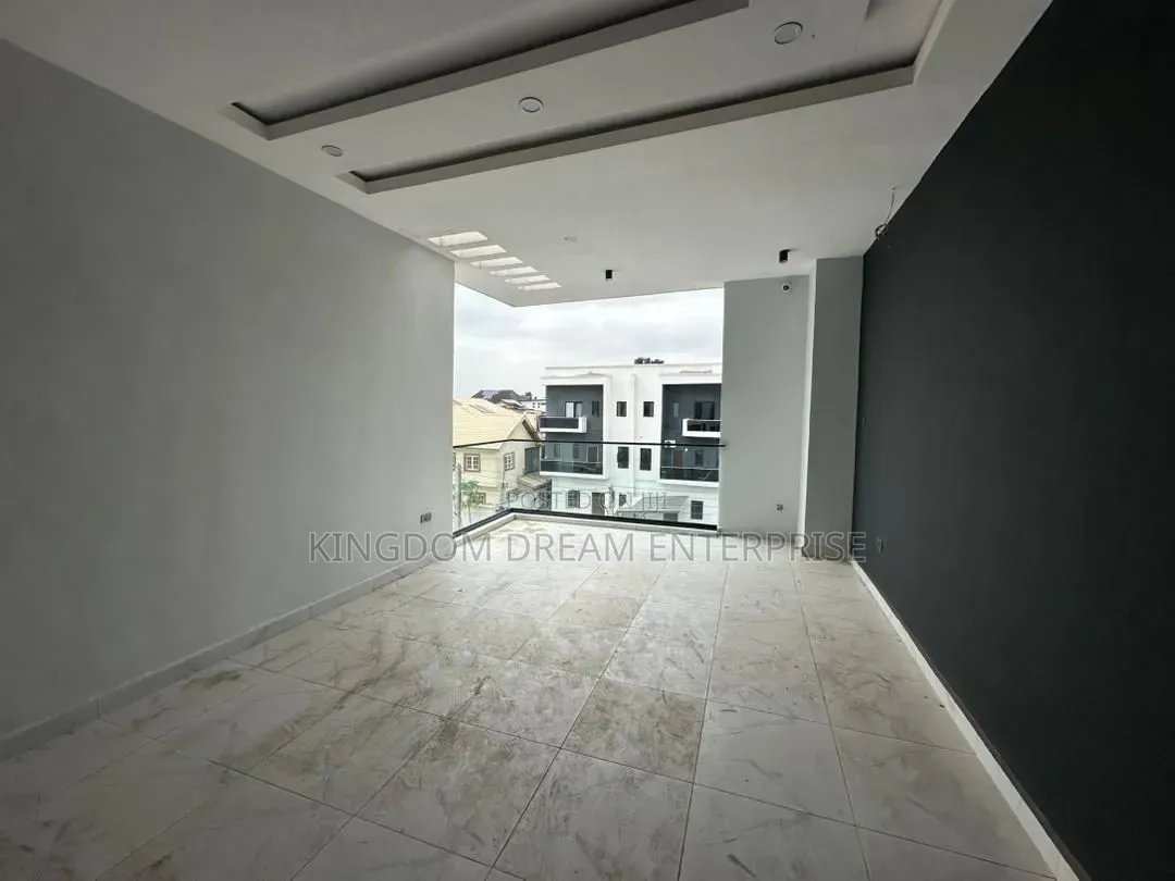 5bdrm Duplex in Ogudu Gra Lagos for sale