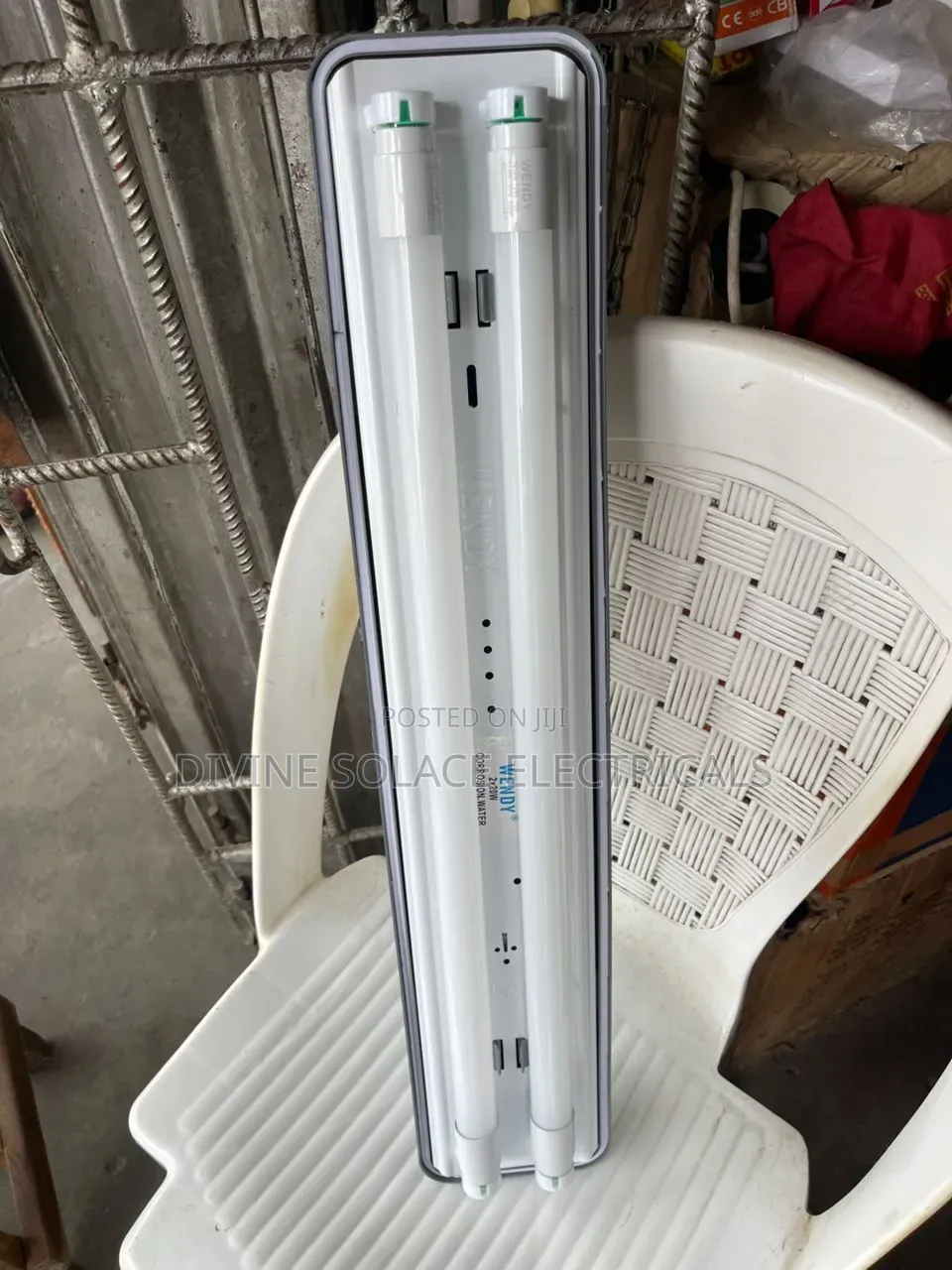 4ft Flooricent Fitting
