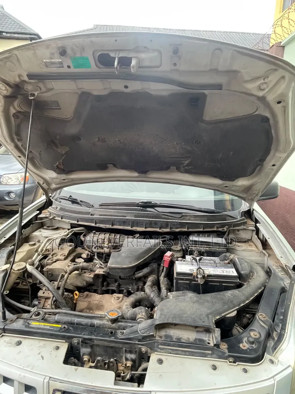 Nissan Rogue 2010 Silver