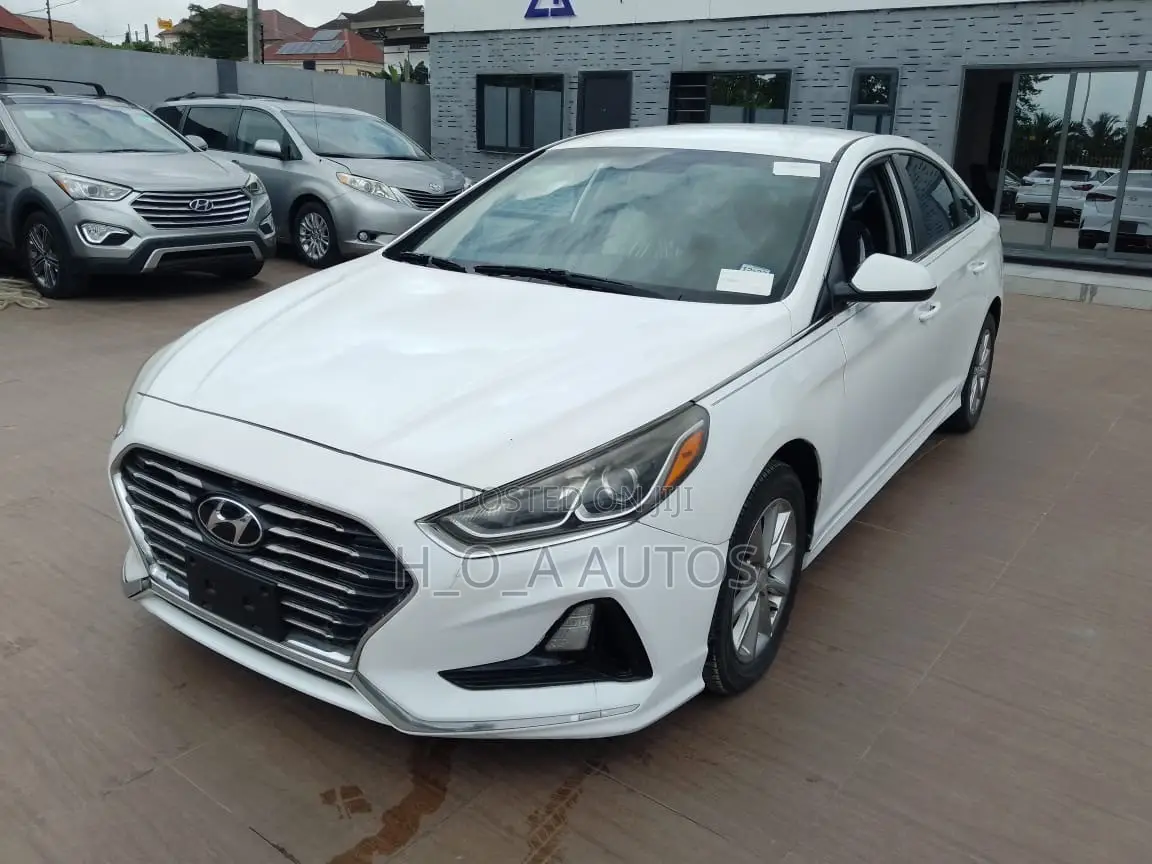 Hyundai Sonata SE 2018 White