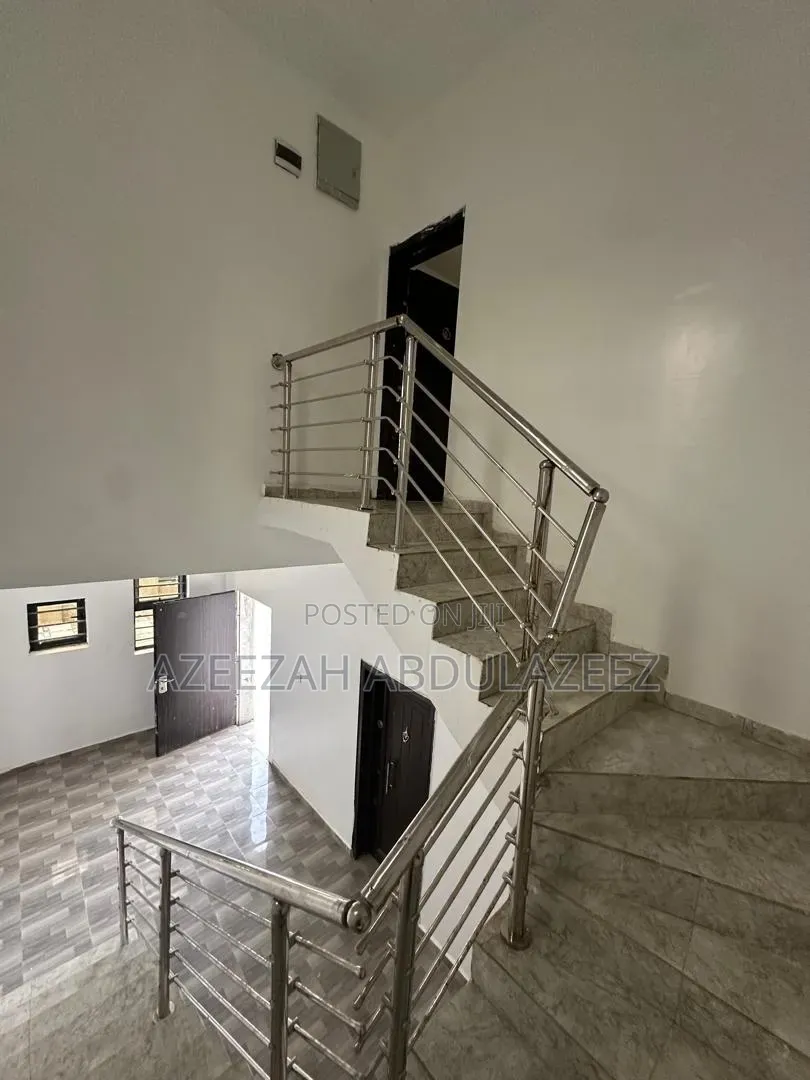 2bdrm Apartment in Sabon Lugbe for rent