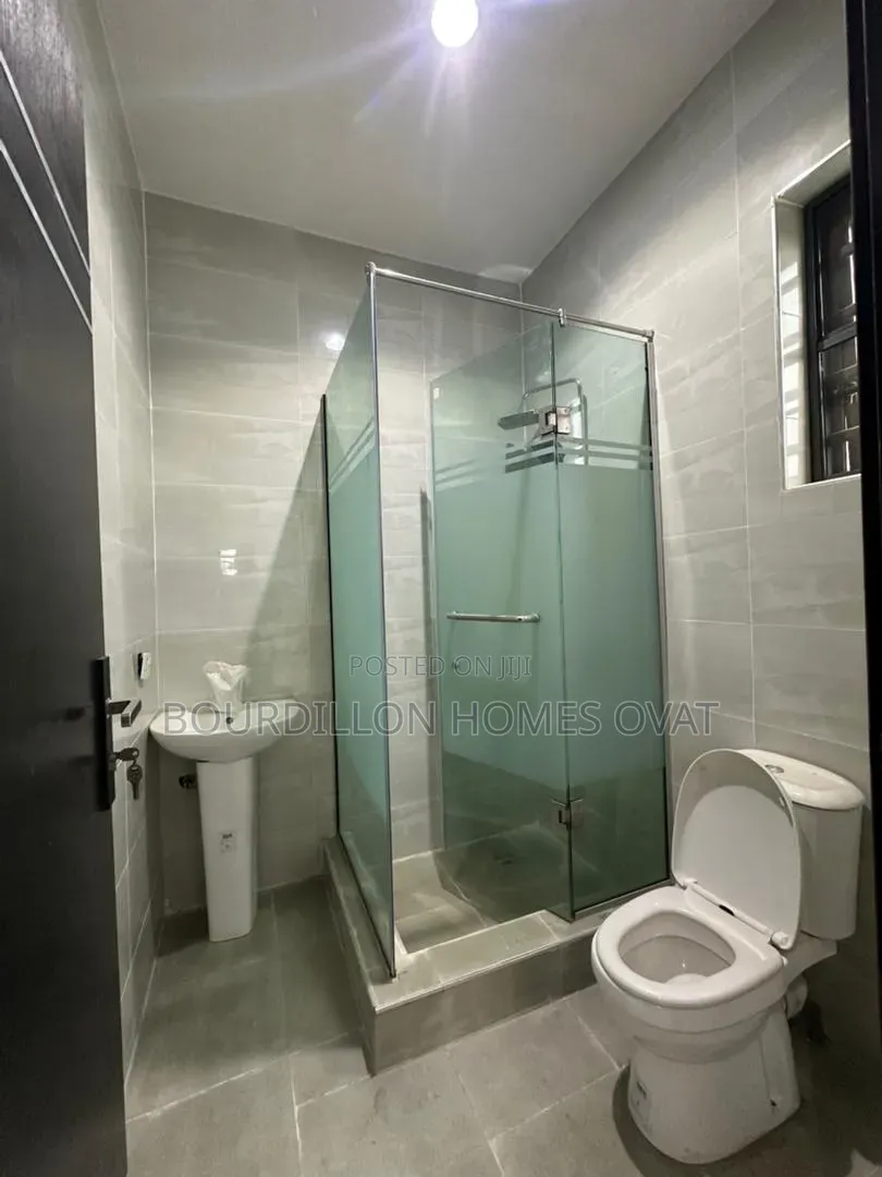 5bdrm Duplex in Ikate Lekki Lagos for sale