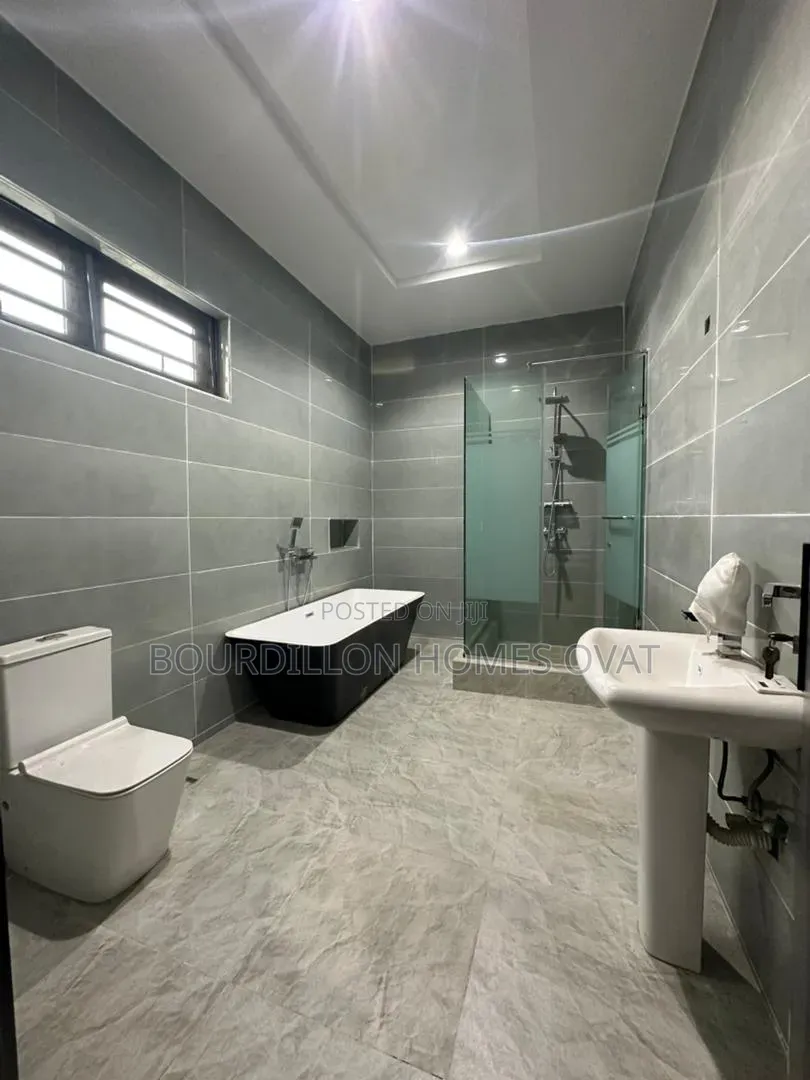 5bdrm Duplex in Ikate Lekki Lagos for sale