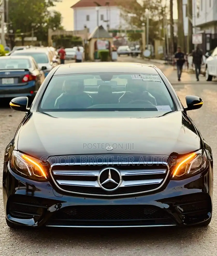 Mercedes-Benz E400 2018 Black