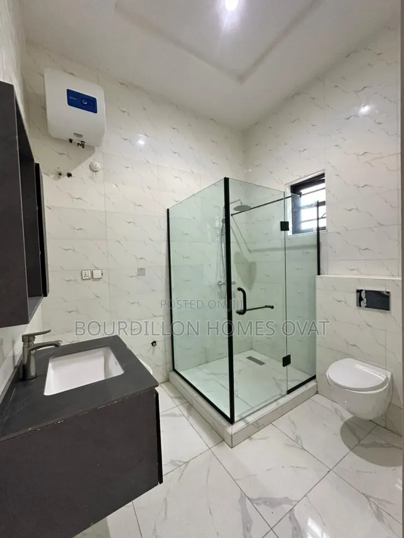 5bdrm Duplex in Ikota Lekki Lagos for sale