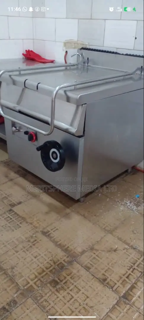 Industrial Tilting Pan (80L)