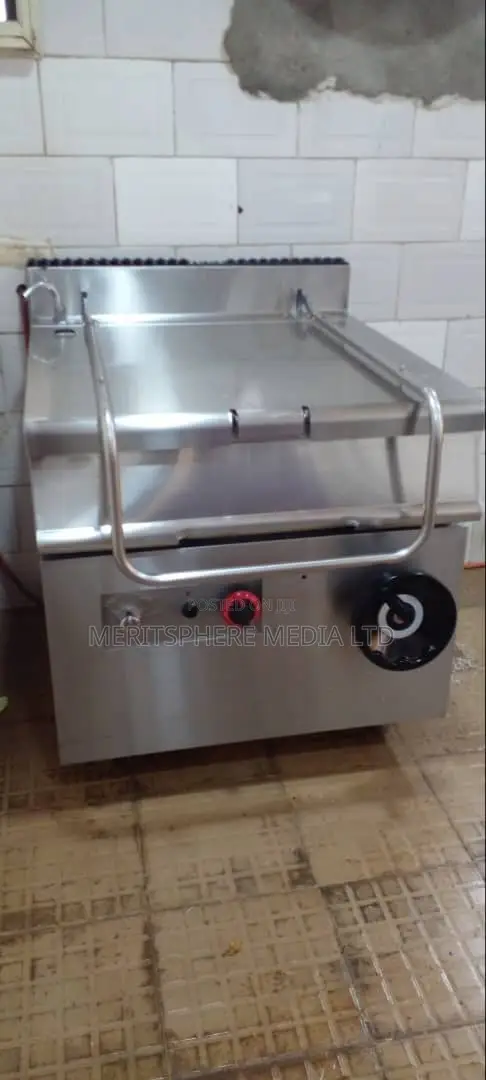 Industrial Tilting Pan (80L)