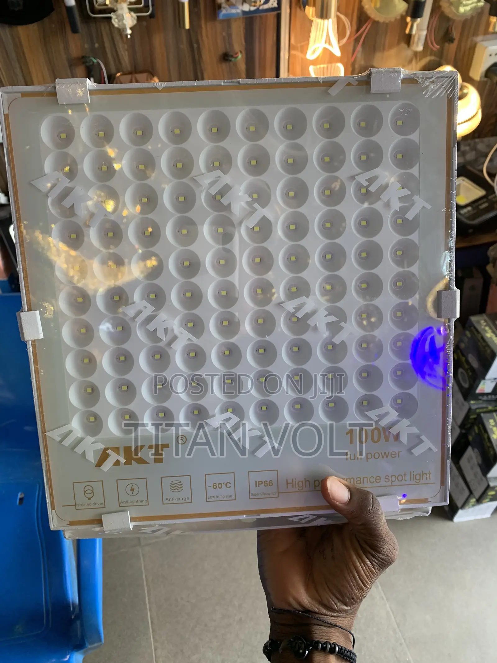 AKT 100W Solar Flood Light