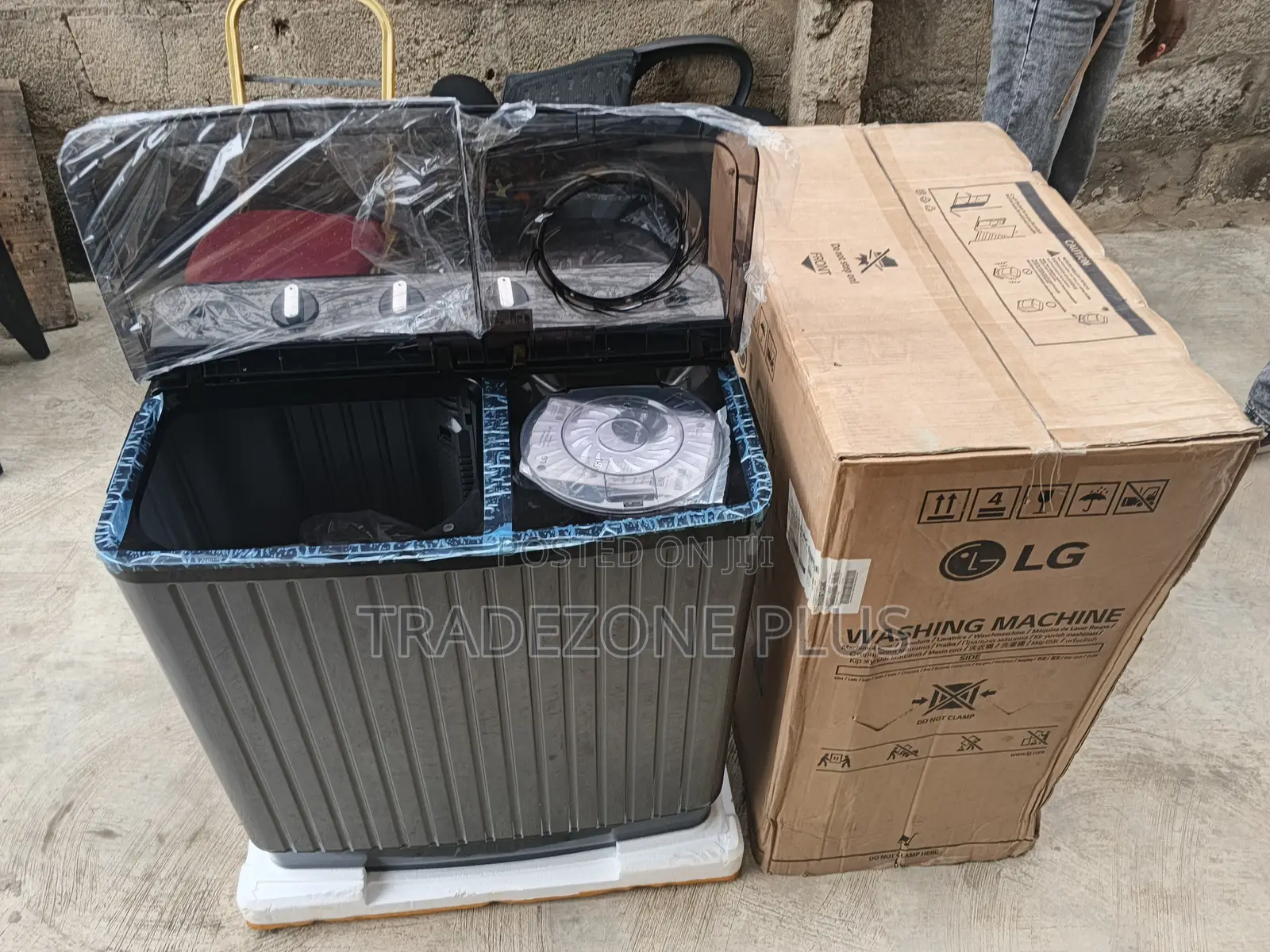 LG P800R3AGNC Premium Washing Machine