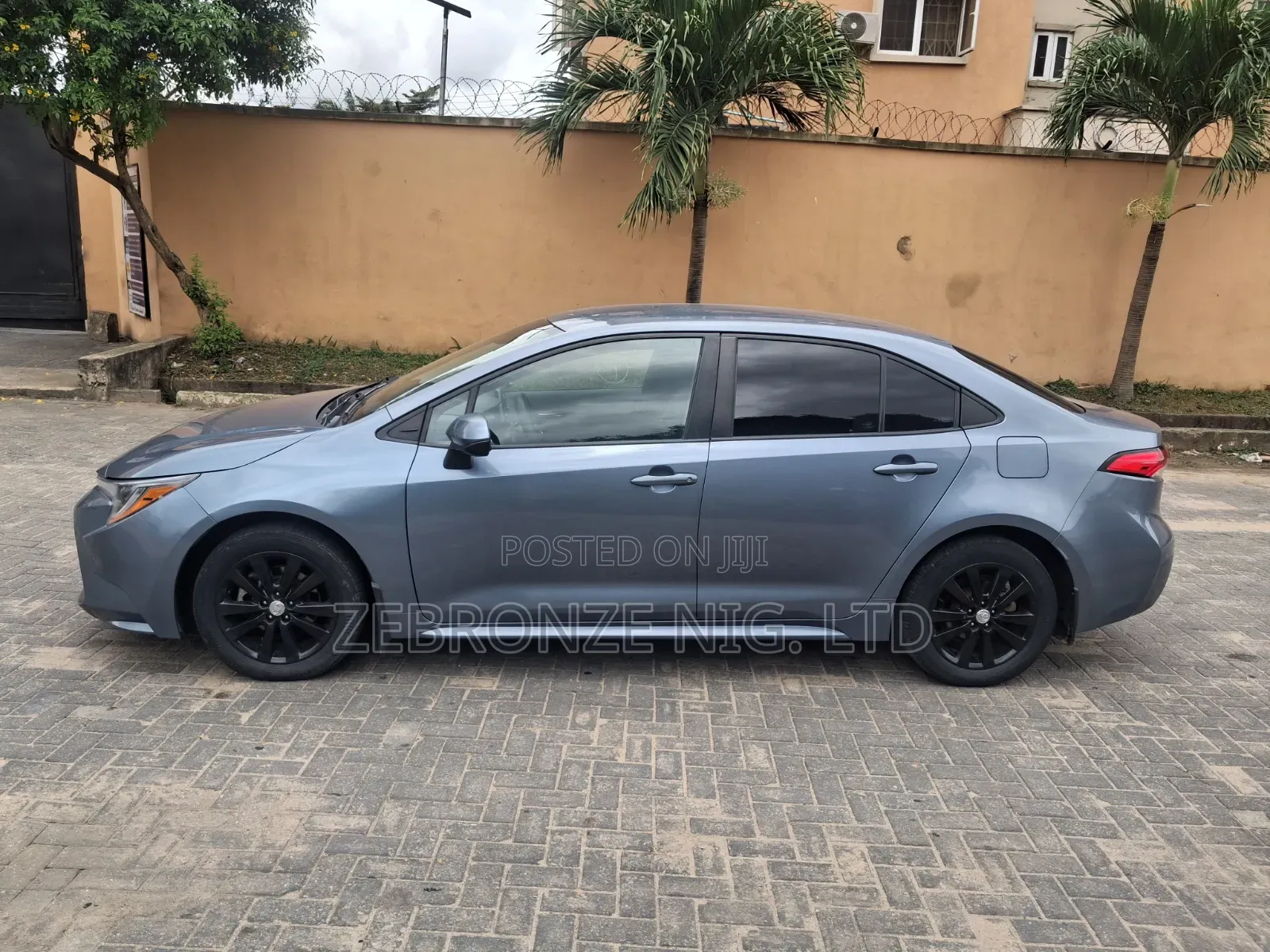 Toyota Corolla 2021 Blue