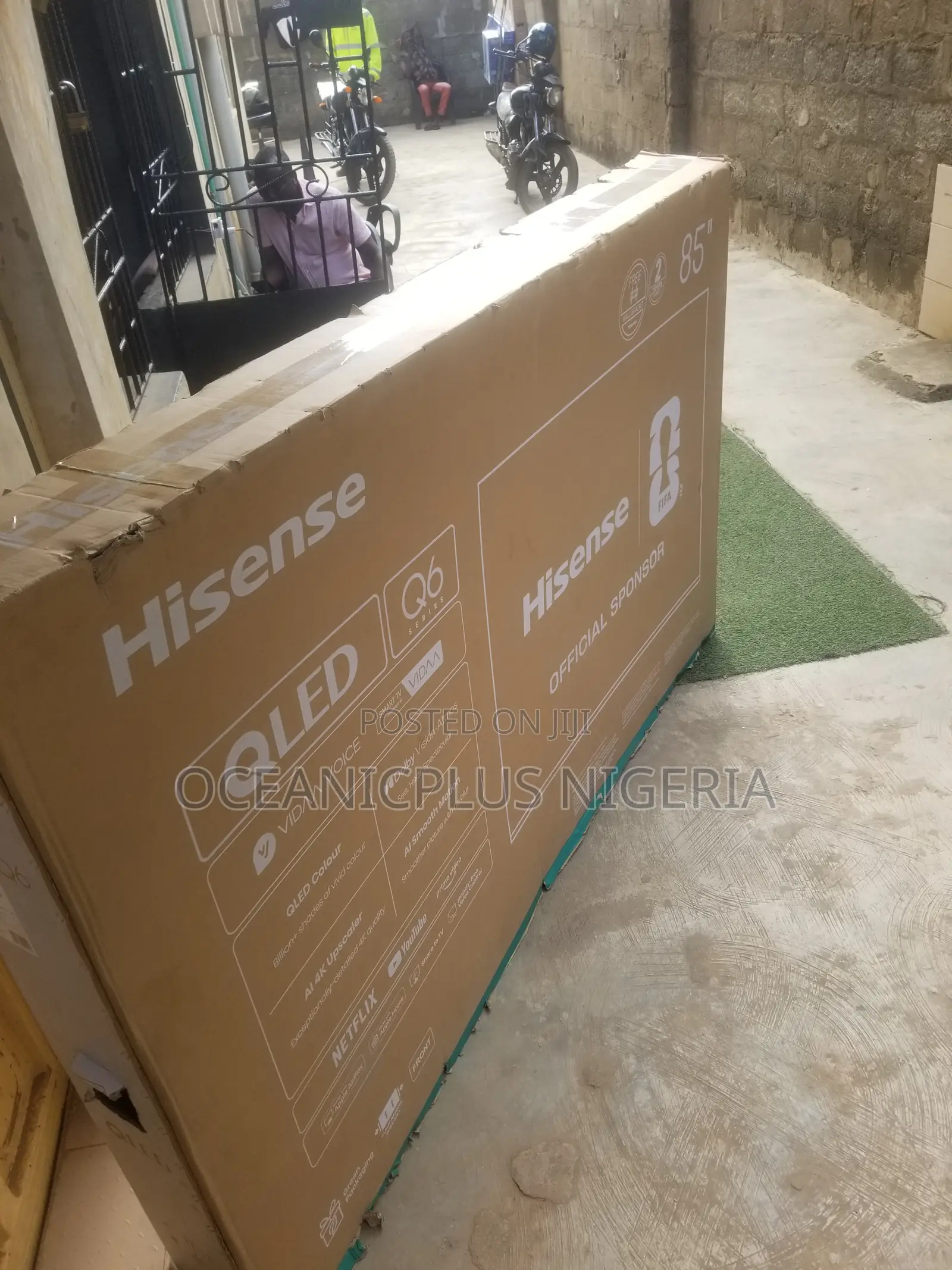 Hisense 85 Inch QLED Home Entertainment TV