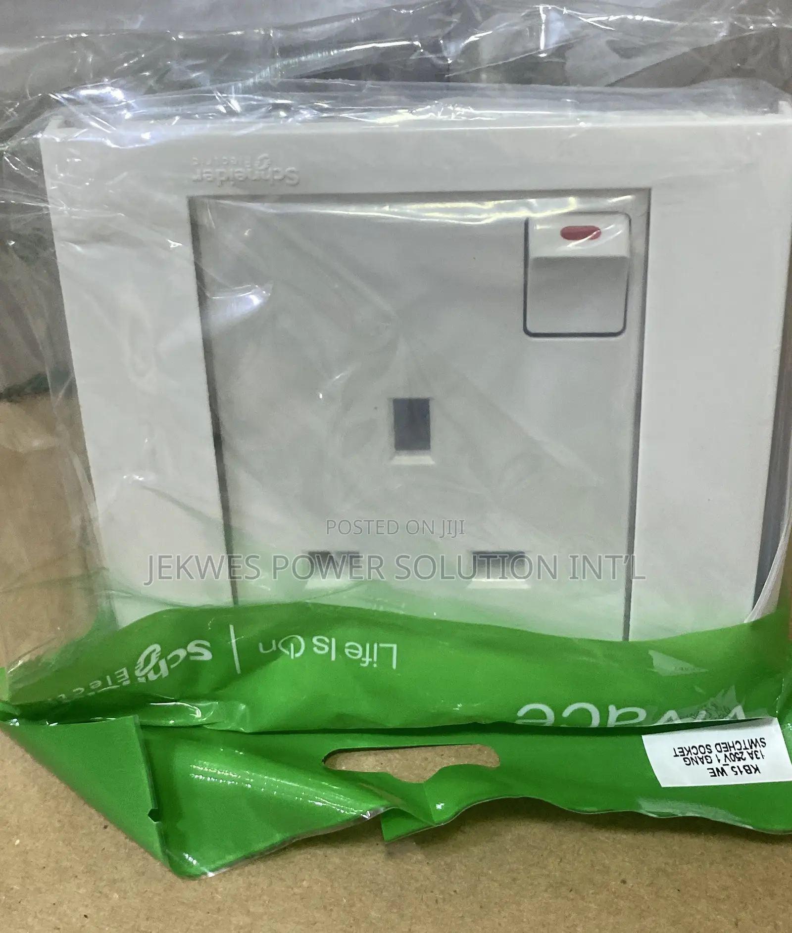 Original KB15 1 Gang Switched Socket Schneider