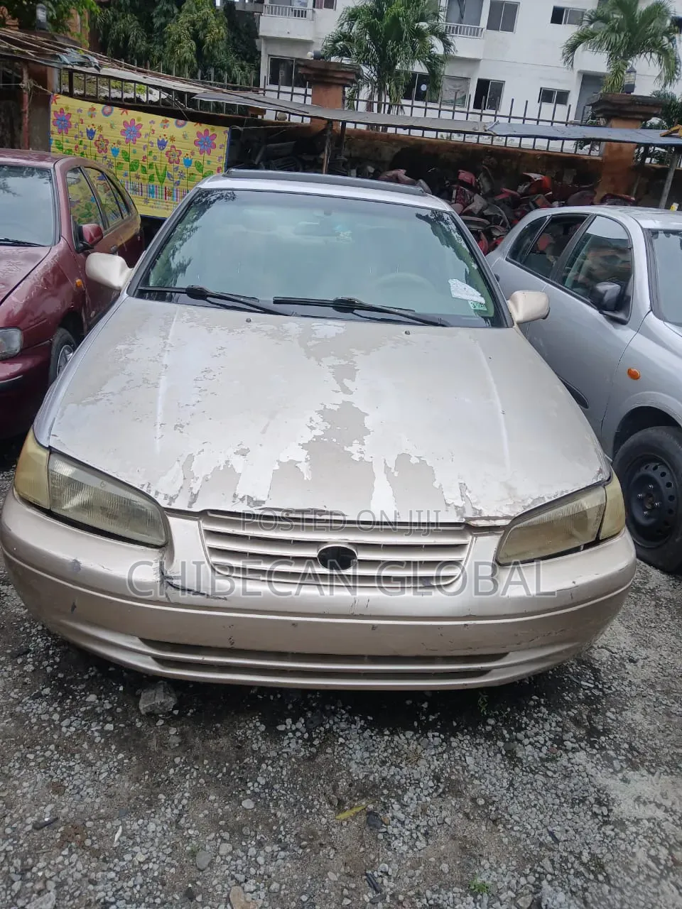 Toyota Camry Automatic 1999 Gold