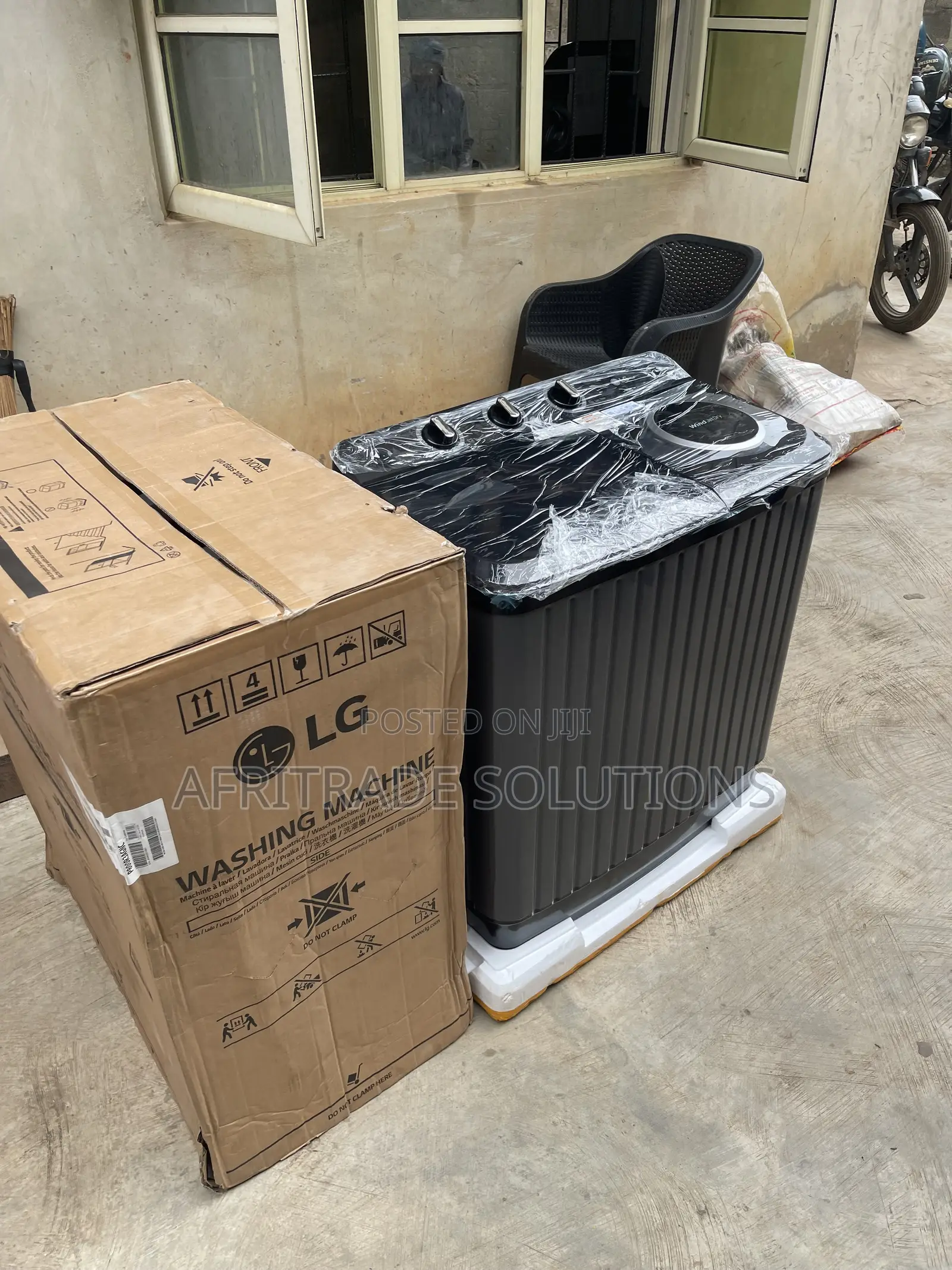 LG 8kg Smart Wash Twin Tub Washer