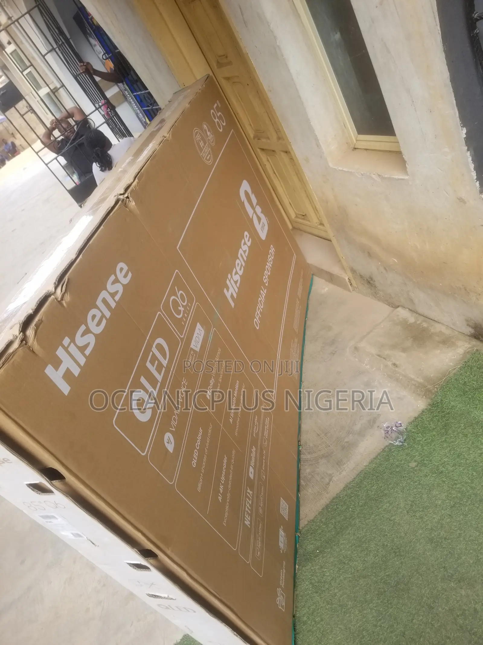 Hisense 85 Inch 4K Smart QLED Television