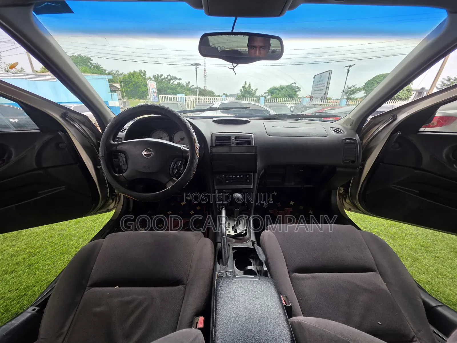 Nissan Maxima 2002 Gold