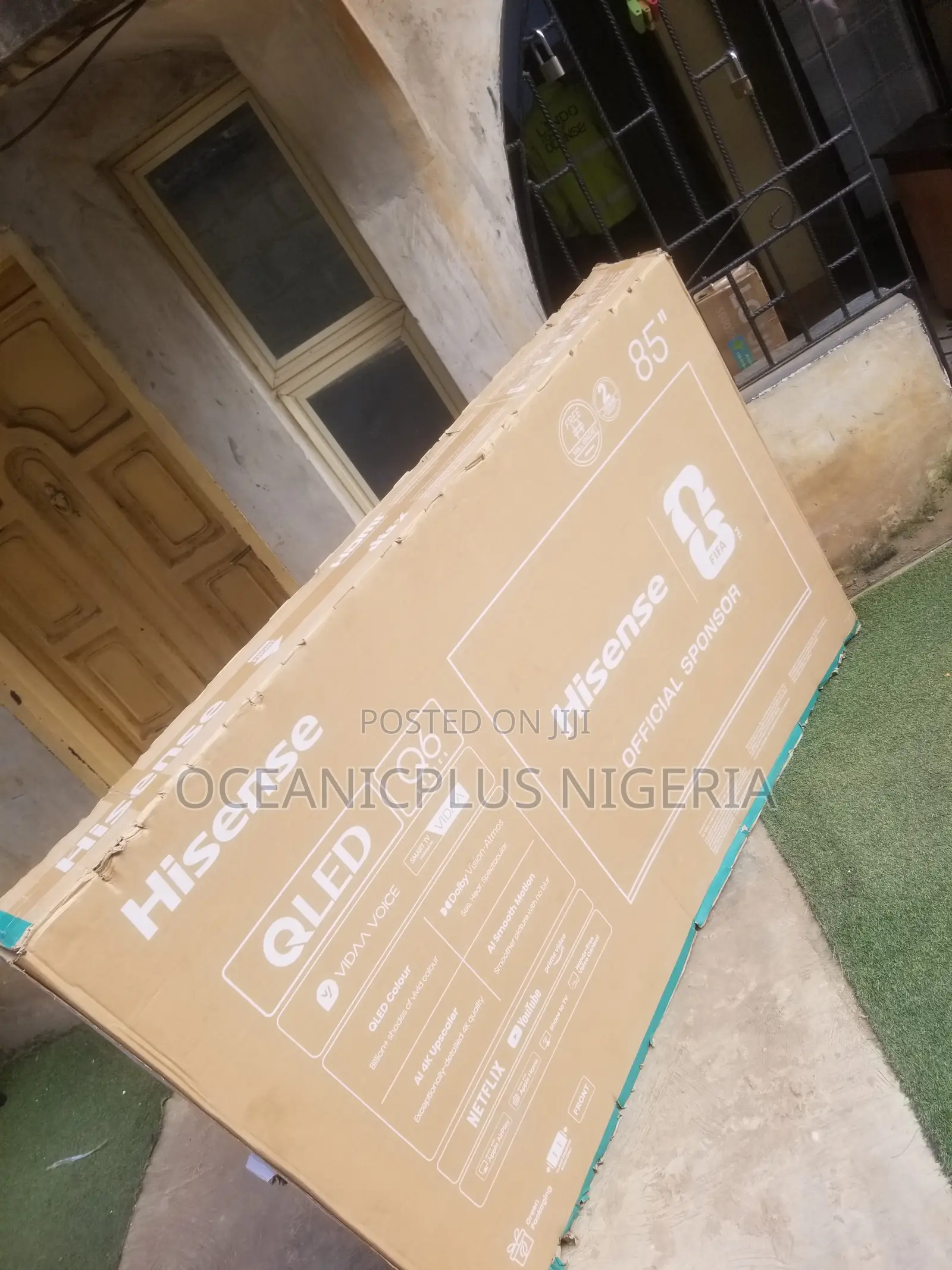Hisense 85" QLED Large Format TV