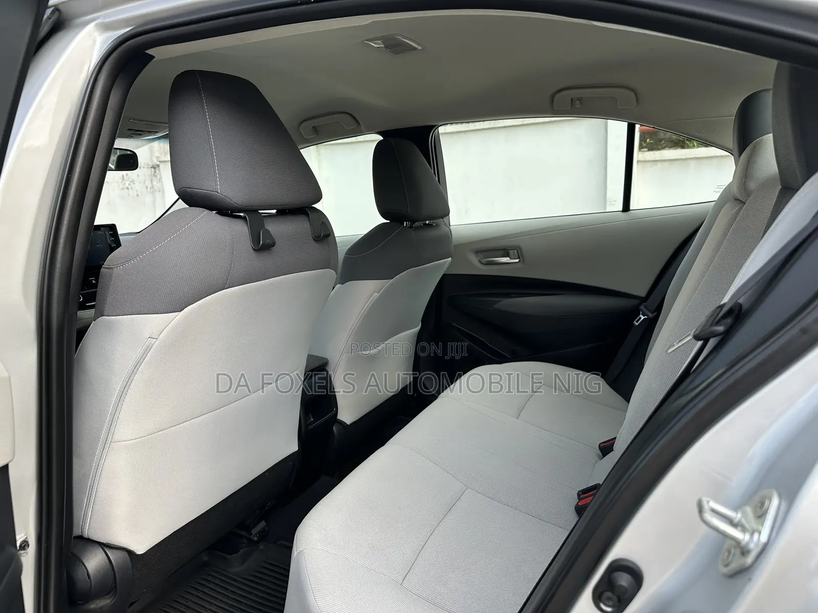 Toyota Corolla L 2020 Silver
