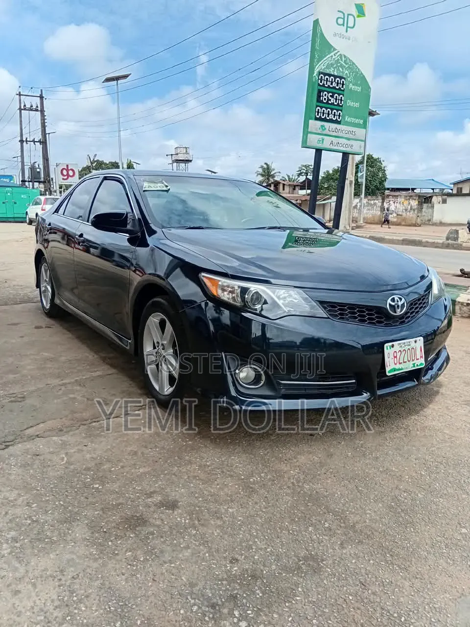 Toyota Camry SE Sport 4dr Sedan (2.5L 4cyl 6A) 2014 Green
