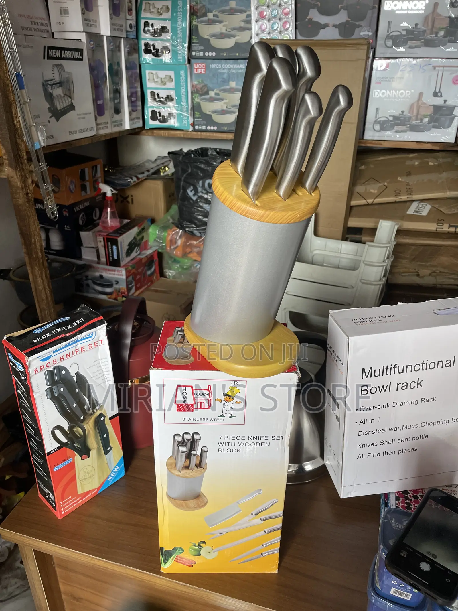 Home Touch 7-Piece Stainless Steel Knife Set With Wooden Block Stand